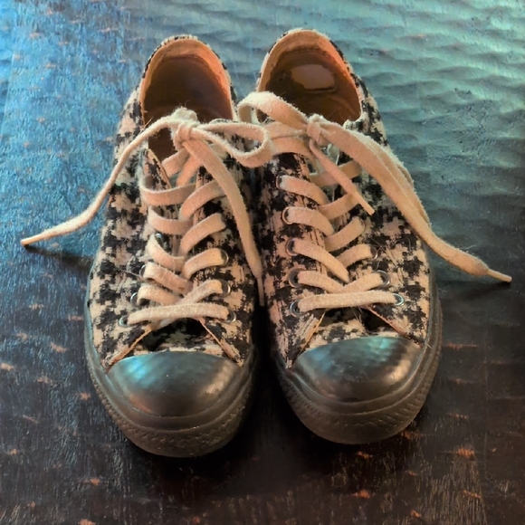 Vintage 80s Converse Rare Houndstooth Black and White Sneakers - Picture 1 of 5